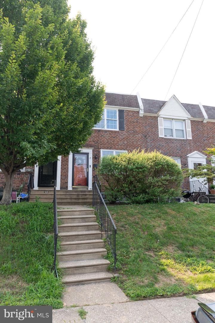 38 Orange Avenue photo 3