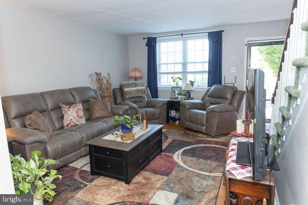 38 Orange Avenue photo 8