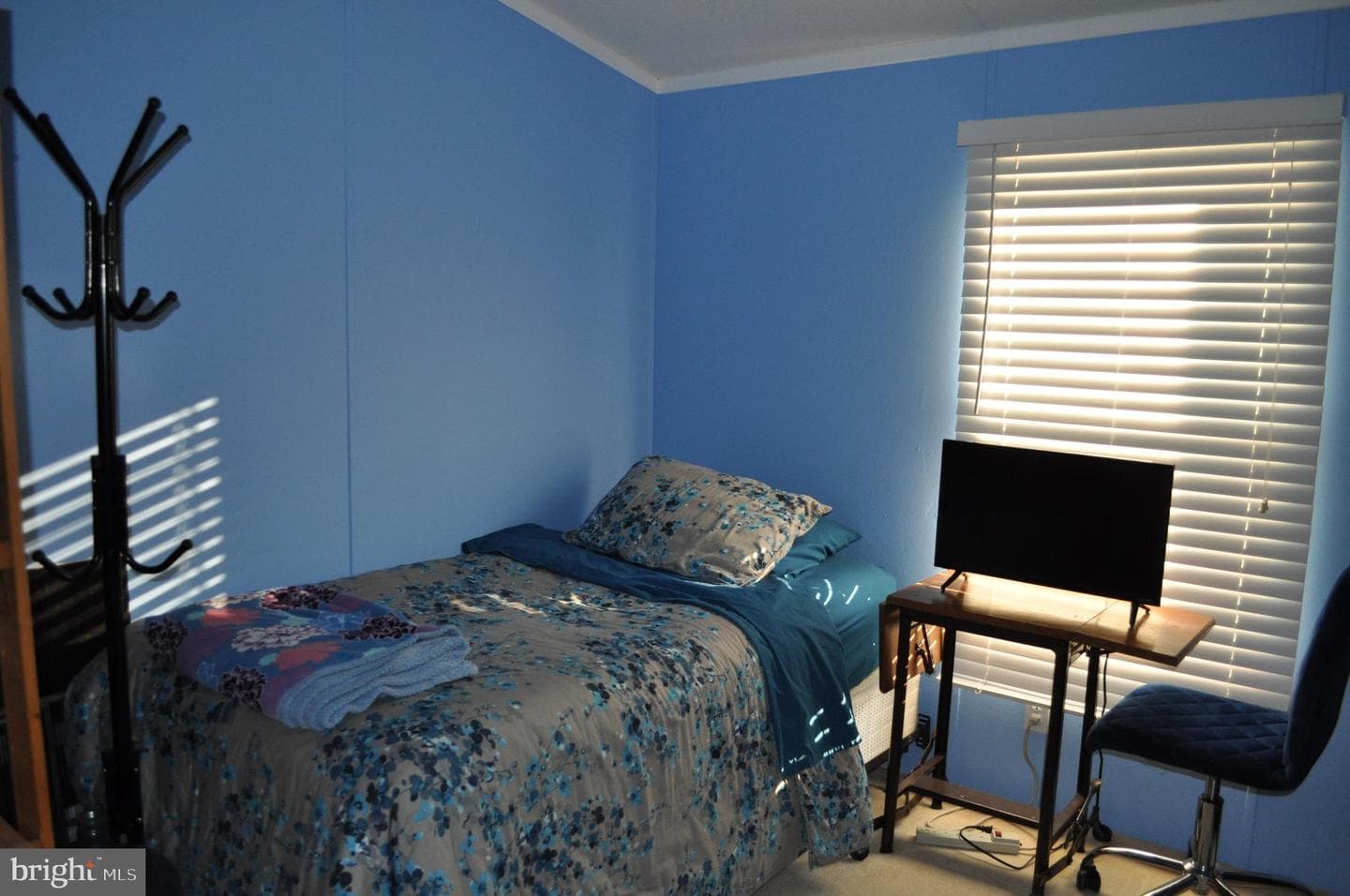48 N Barry Avenue photo 11