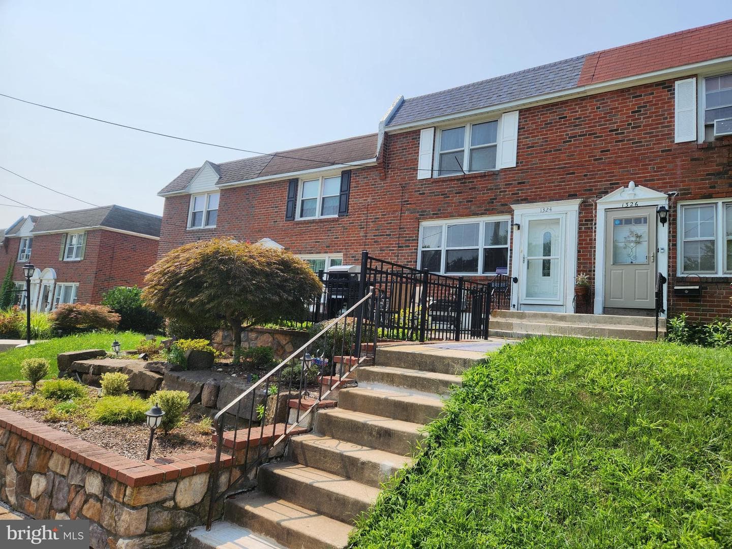 1324 W Beech Street photo 1