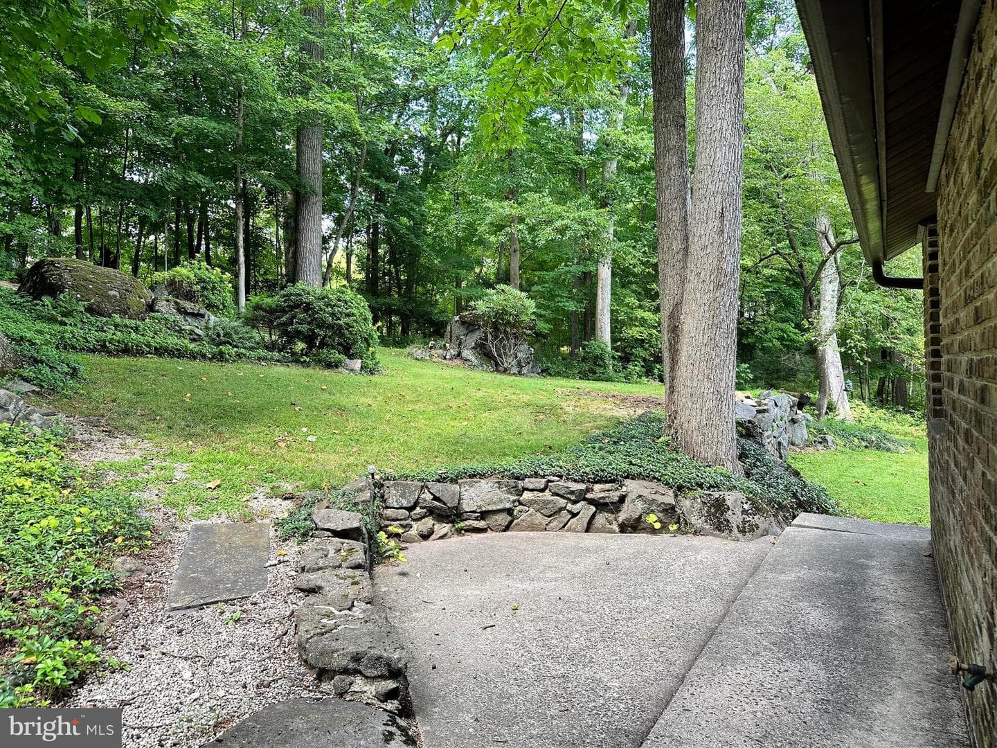 2848 Swamp Creek Road photo 12