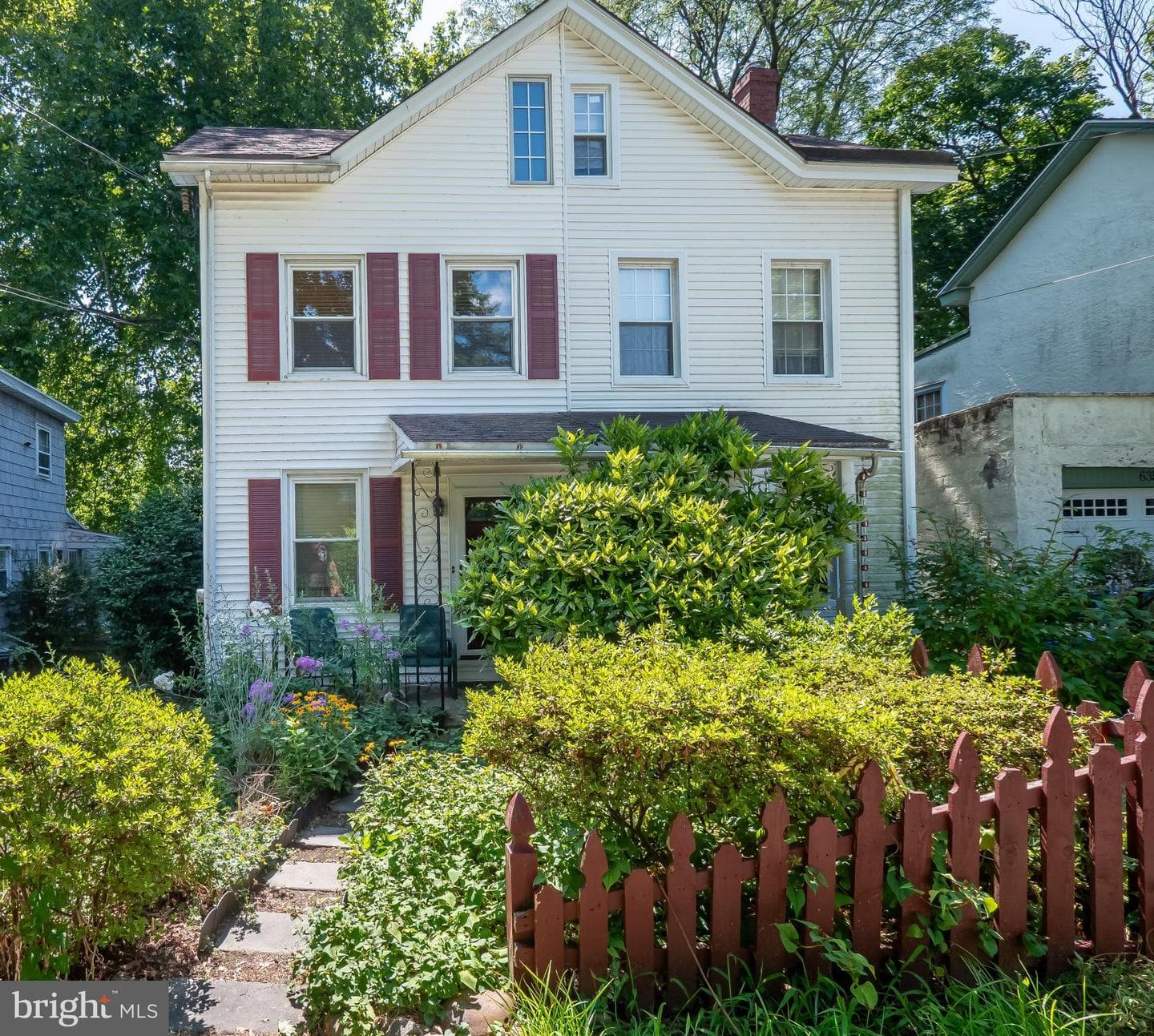631 Central Avenue photo 1