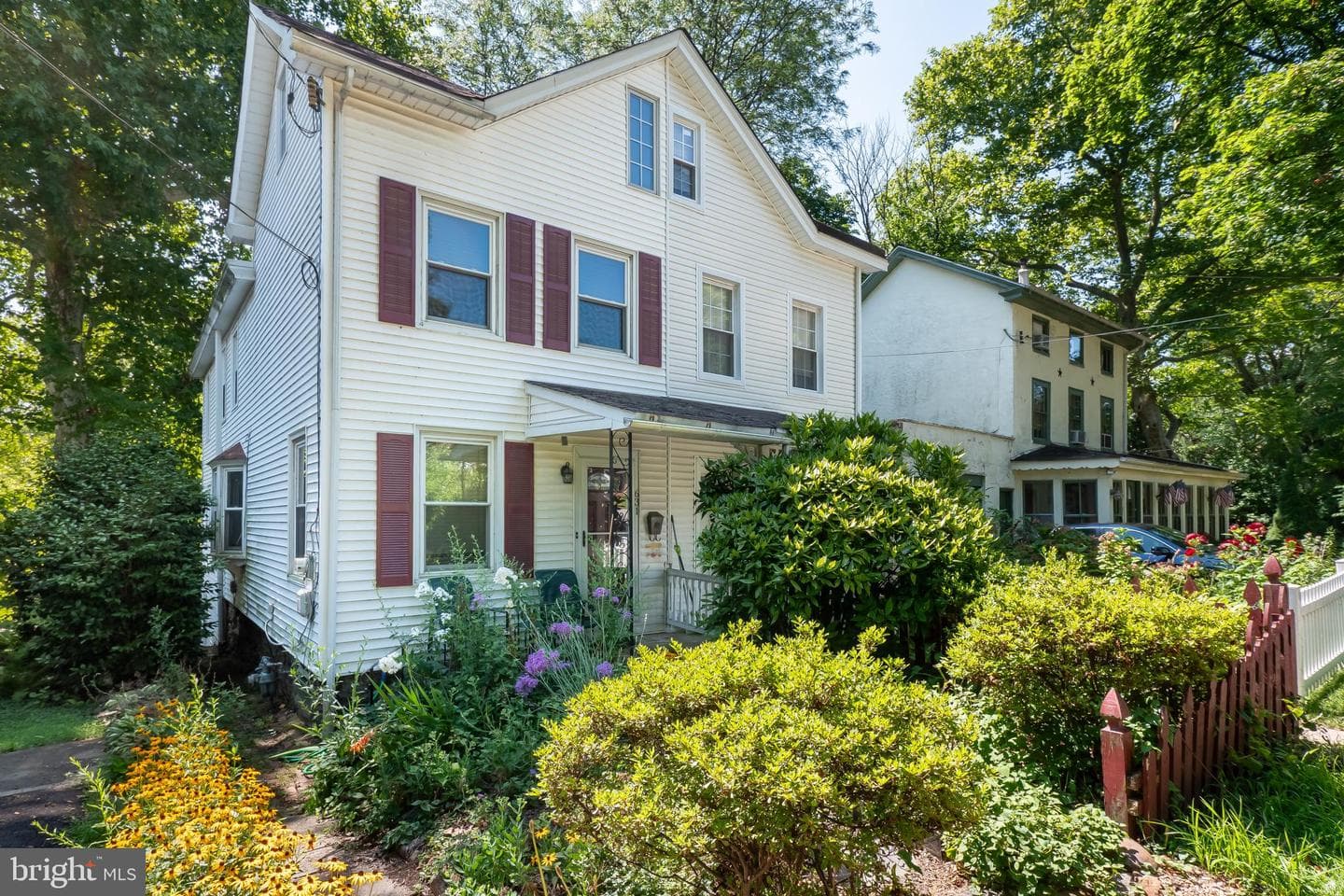 631 Central Avenue photo 2