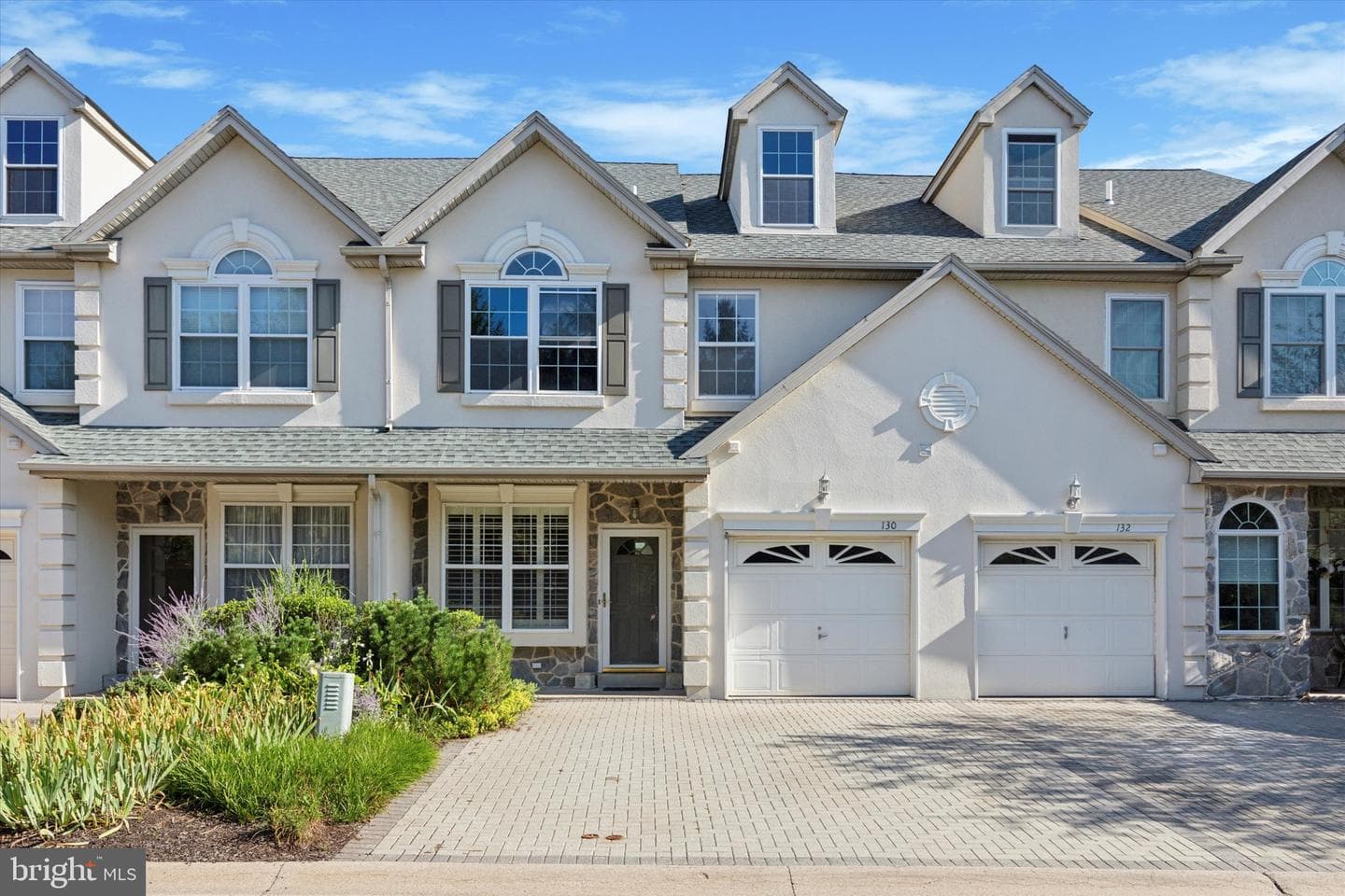 130 Harvest Lane photo 1