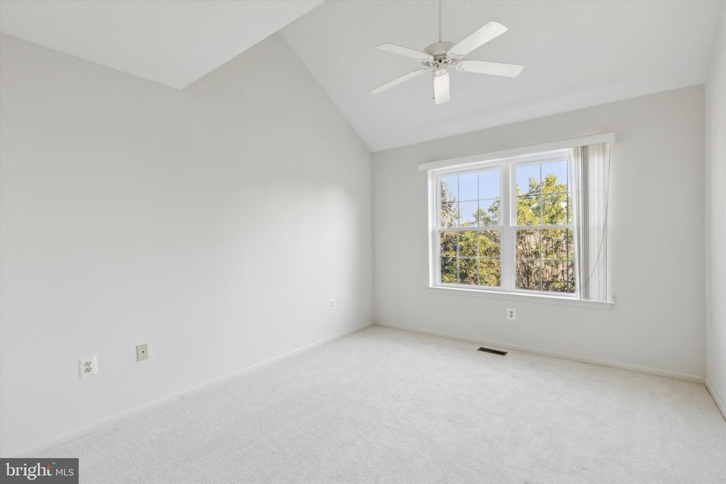 130 Harvest Lane photo 18