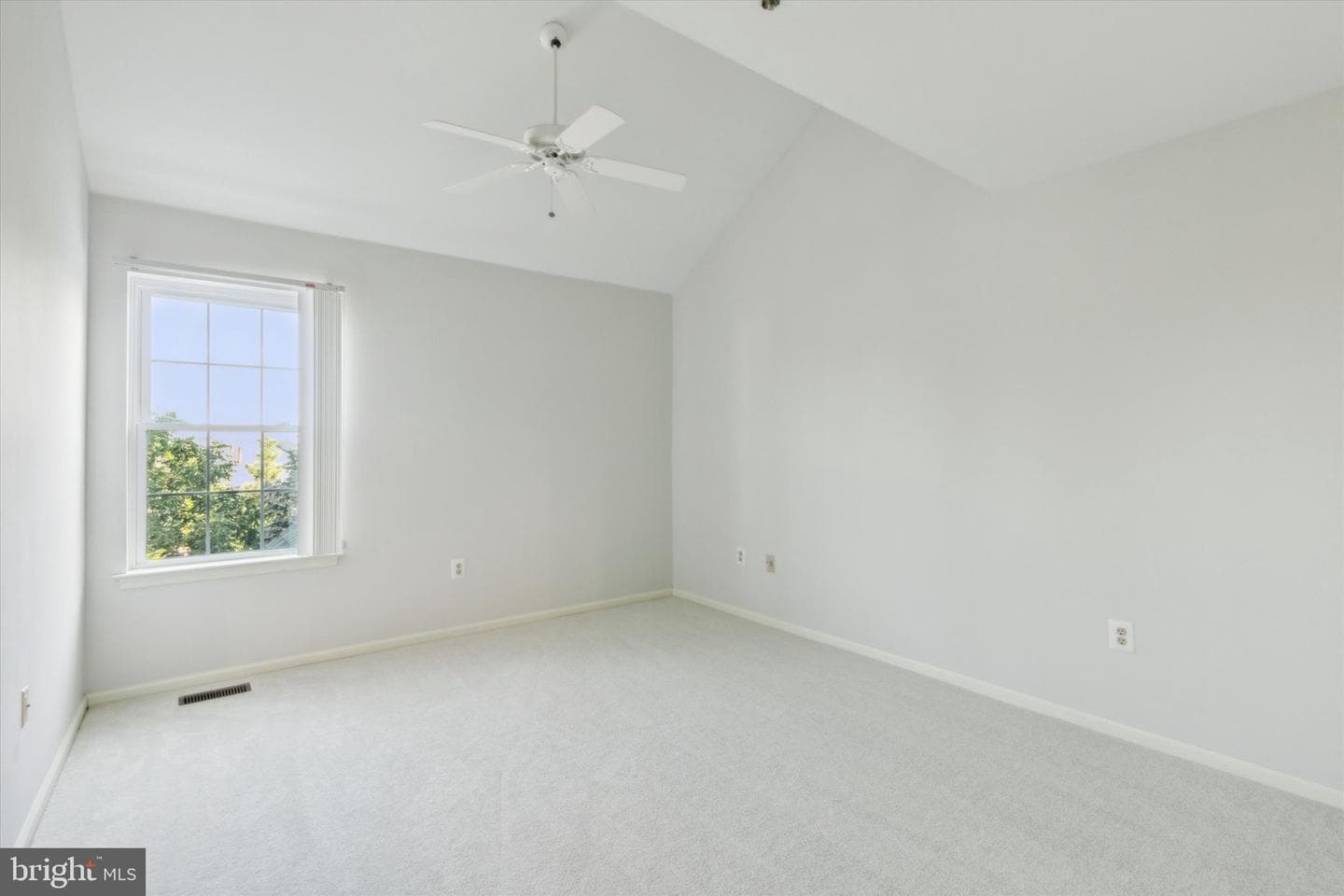 130 Harvest Lane photo 19