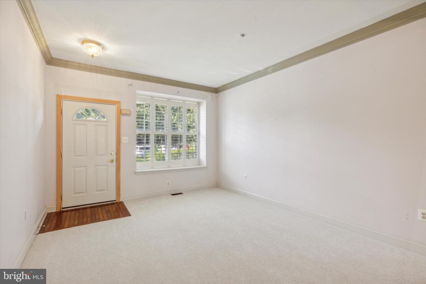 130 Harvest Lane photo 2