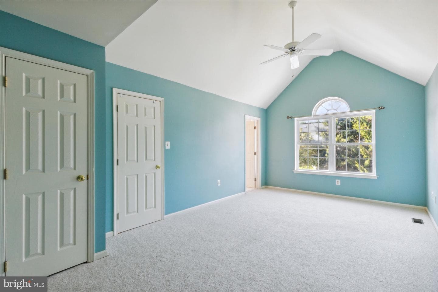130 Harvest Lane photo 23