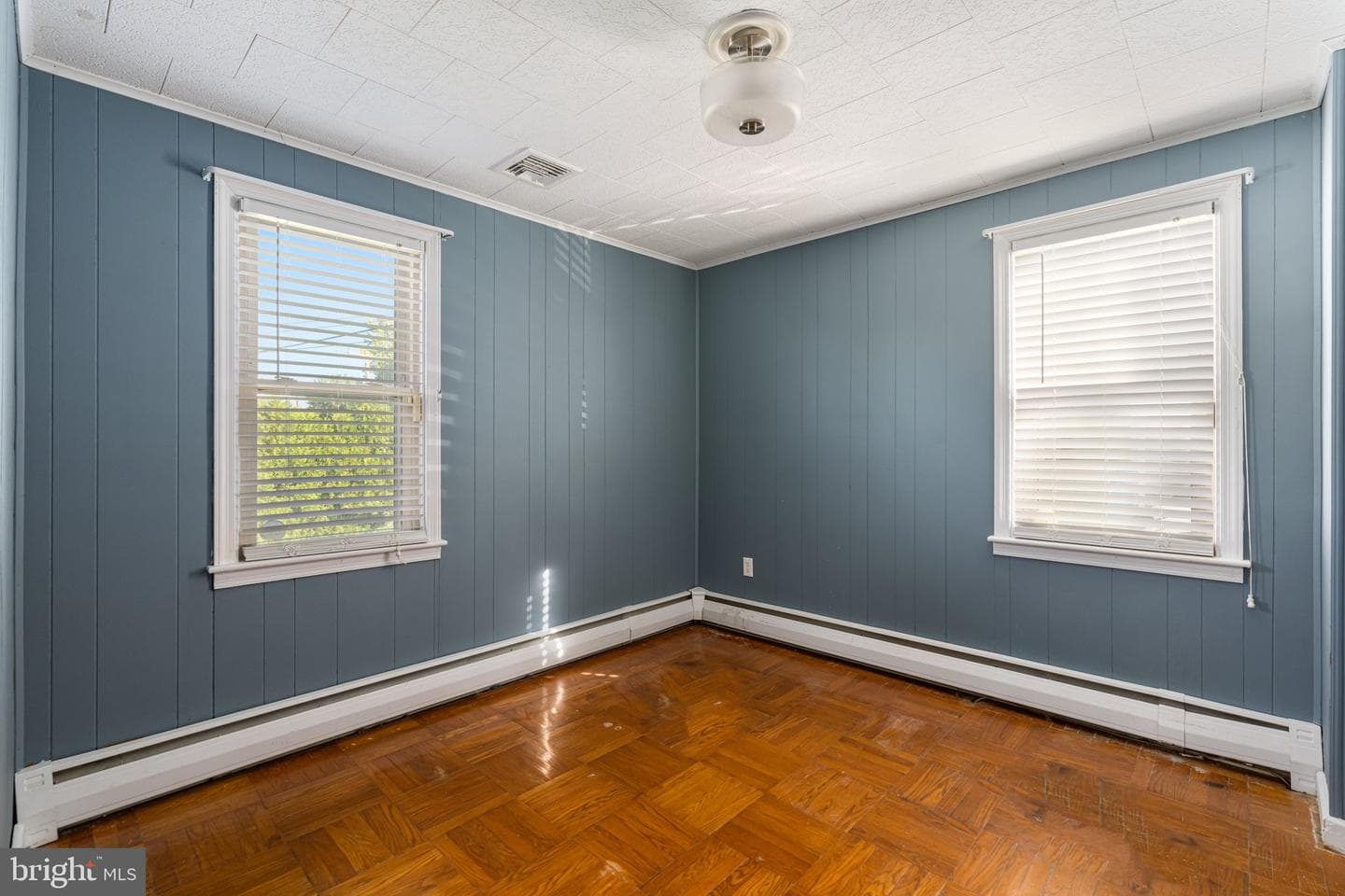891 N Adams Street photo 18