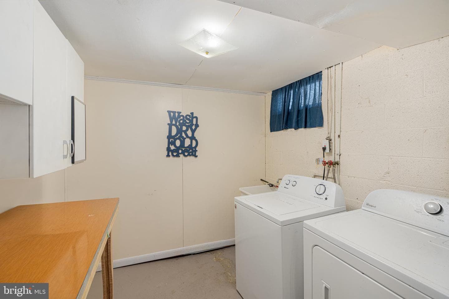 891 N Adams Street photo 24
