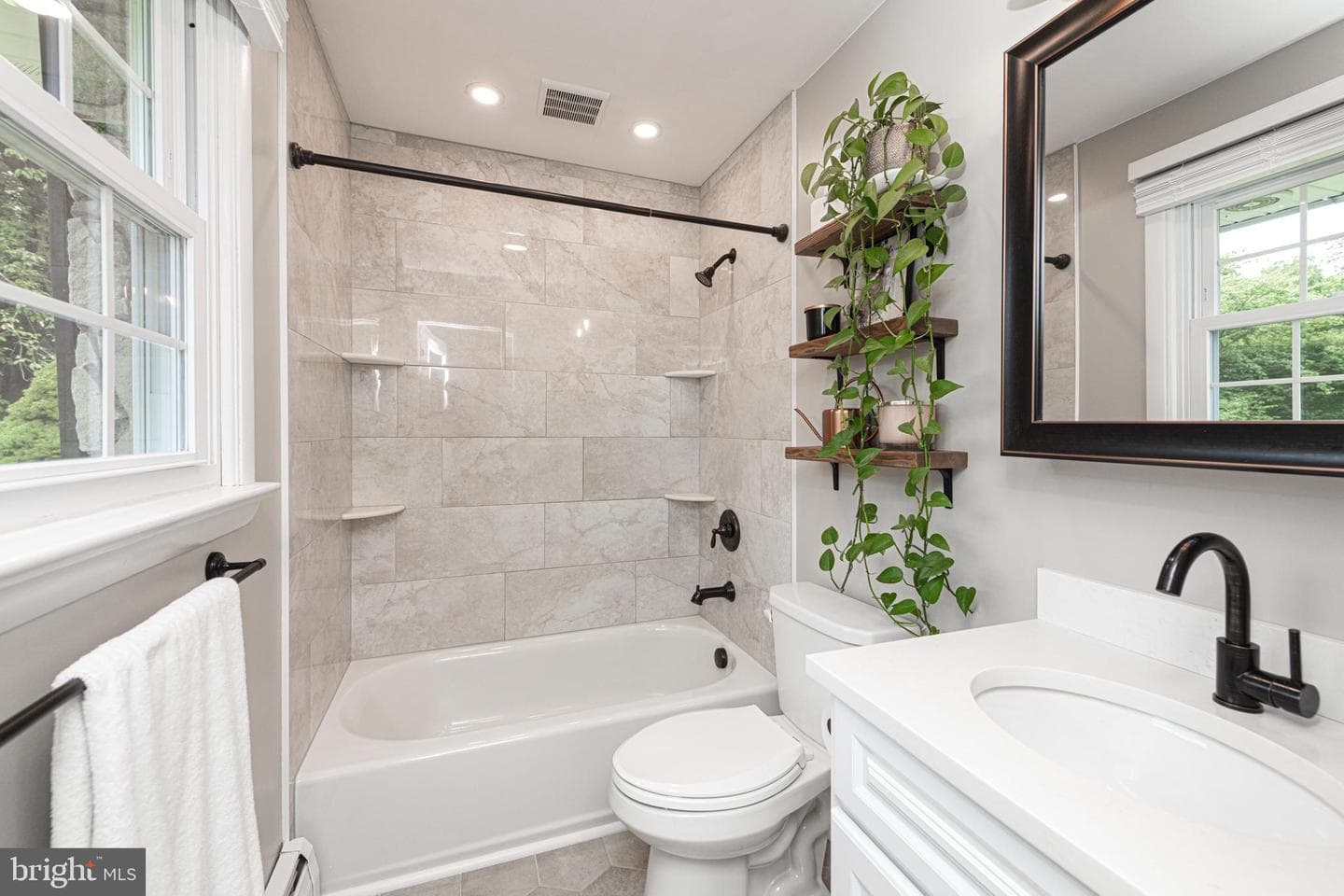 3218 Marilyn Avenue photo 17