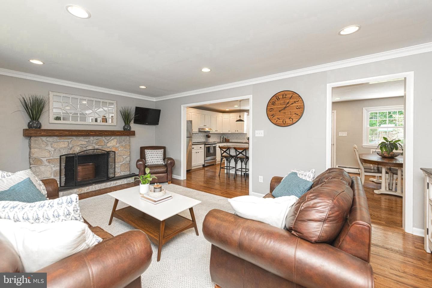 3218 Marilyn Avenue photo 9