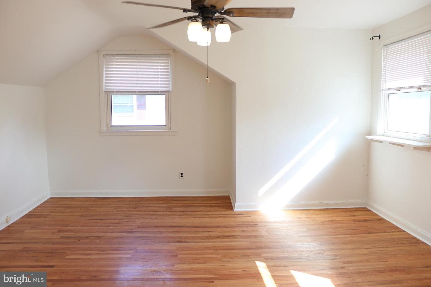 506 Harrison Avenue photo 13