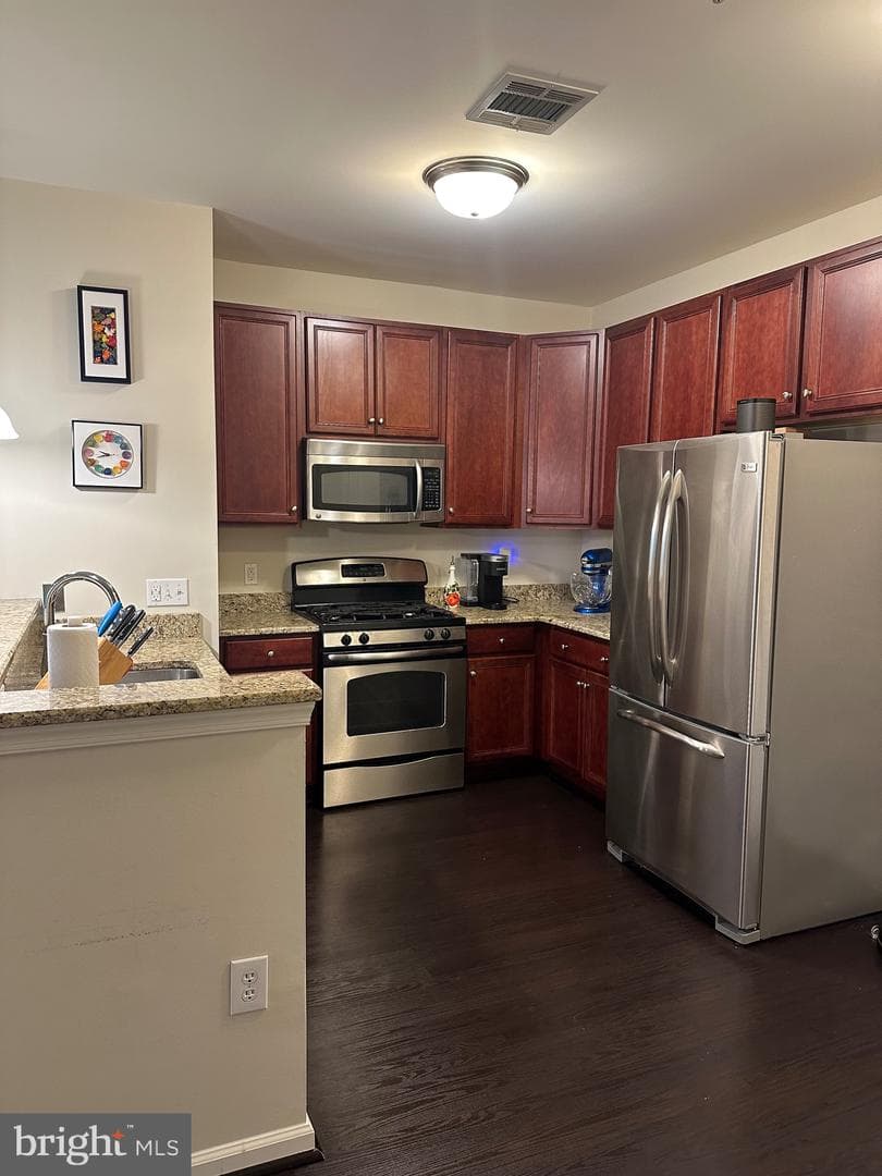 350 W Elm Street #3114 photo 5