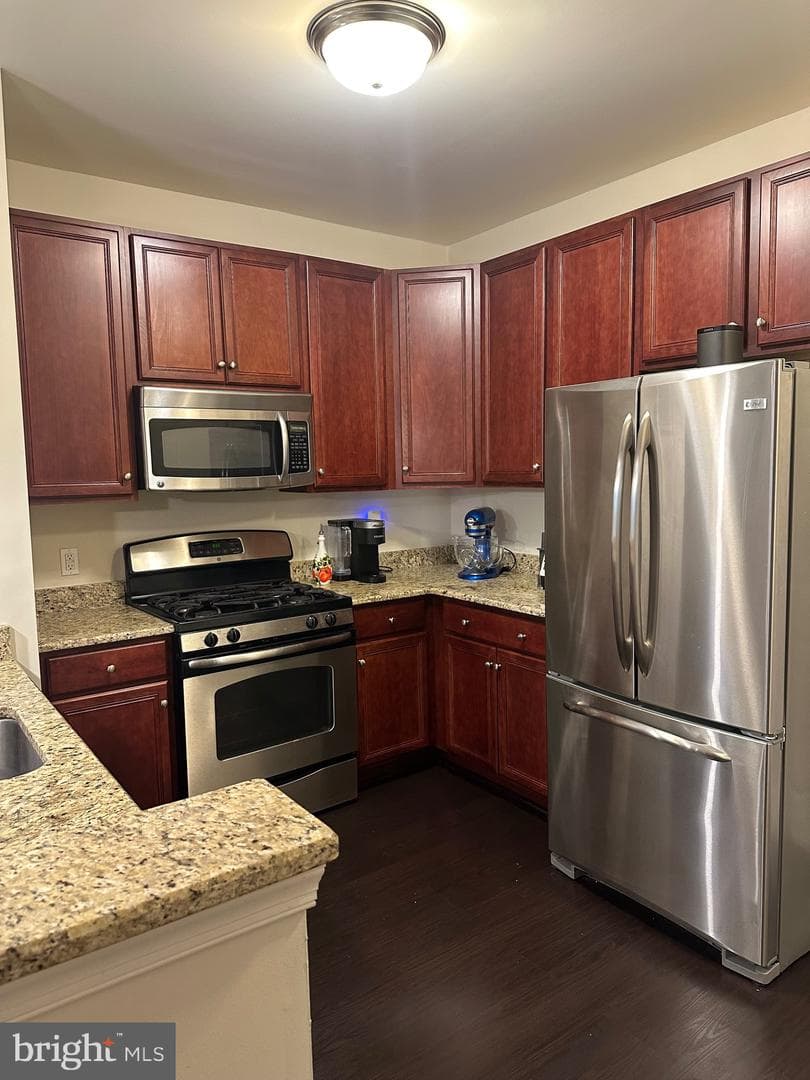 350 W Elm Street #3114 photo 6