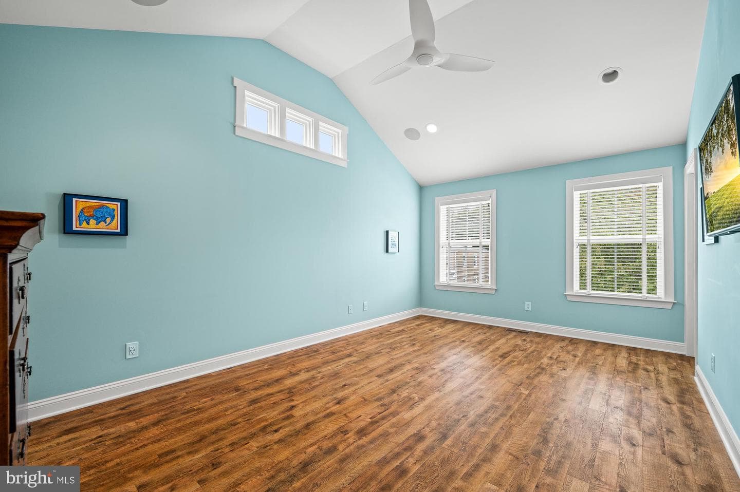 1018 E Abington Avenue photo 15