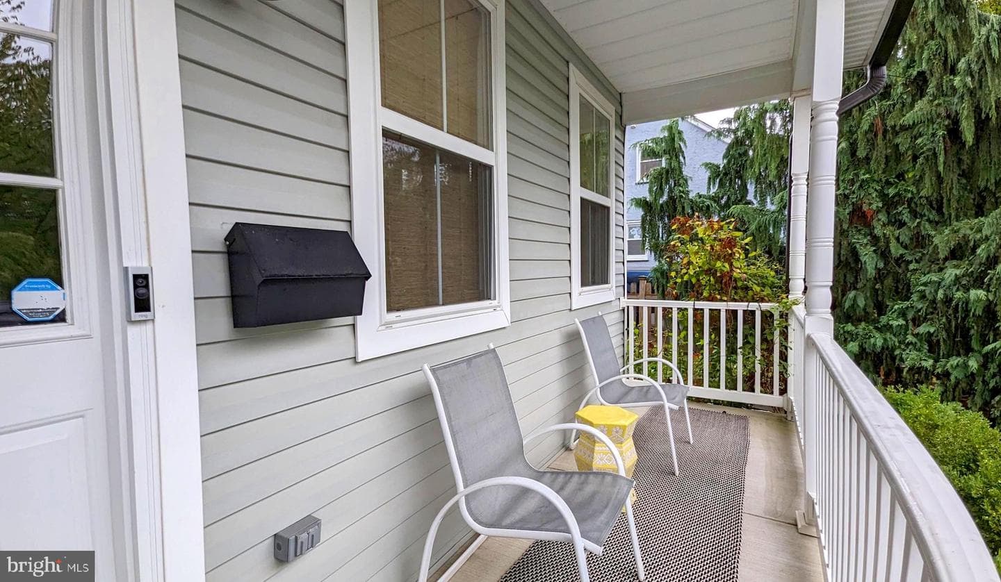 1018 E Abington Avenue photo 33