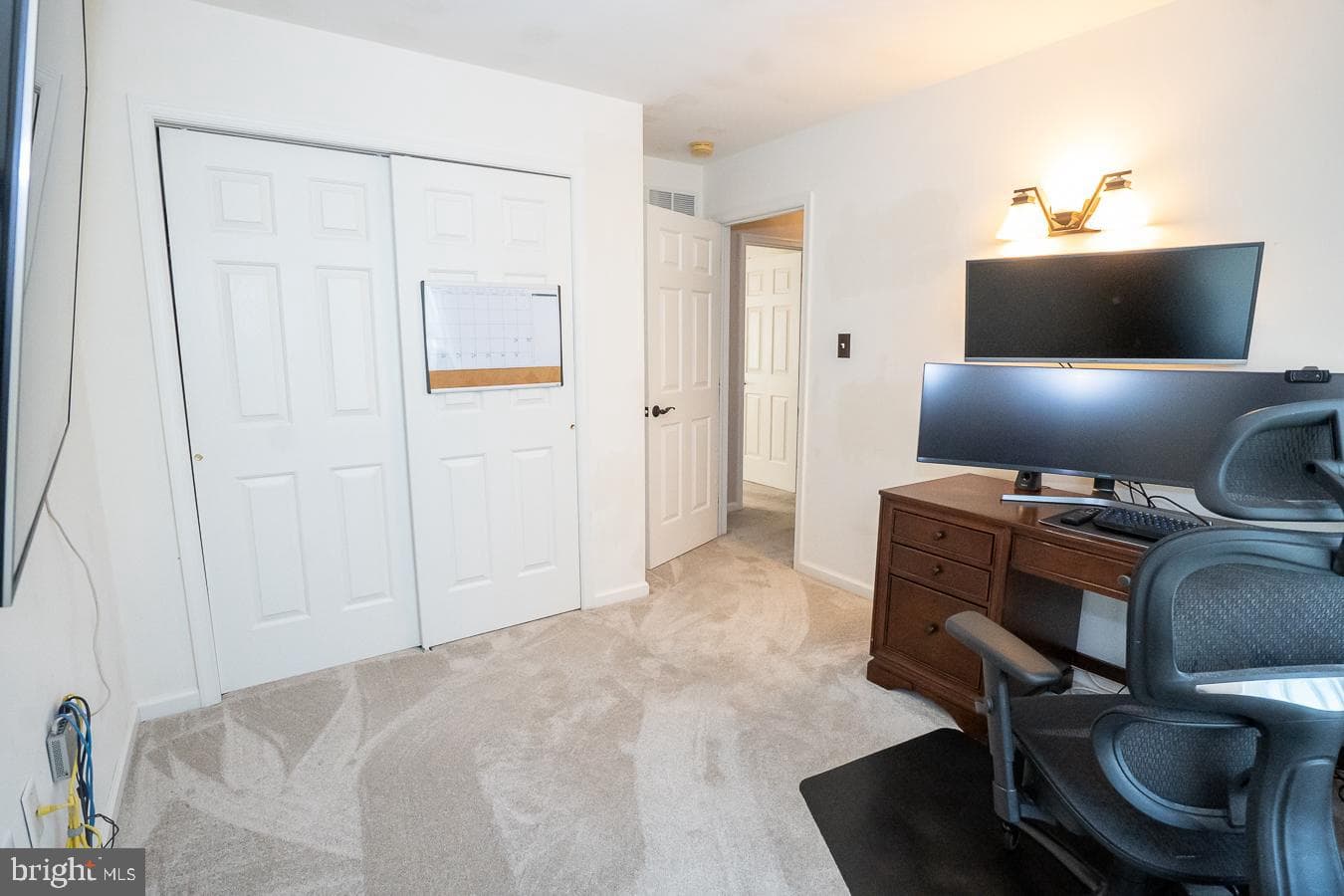 95 Westbury Drive photo 19