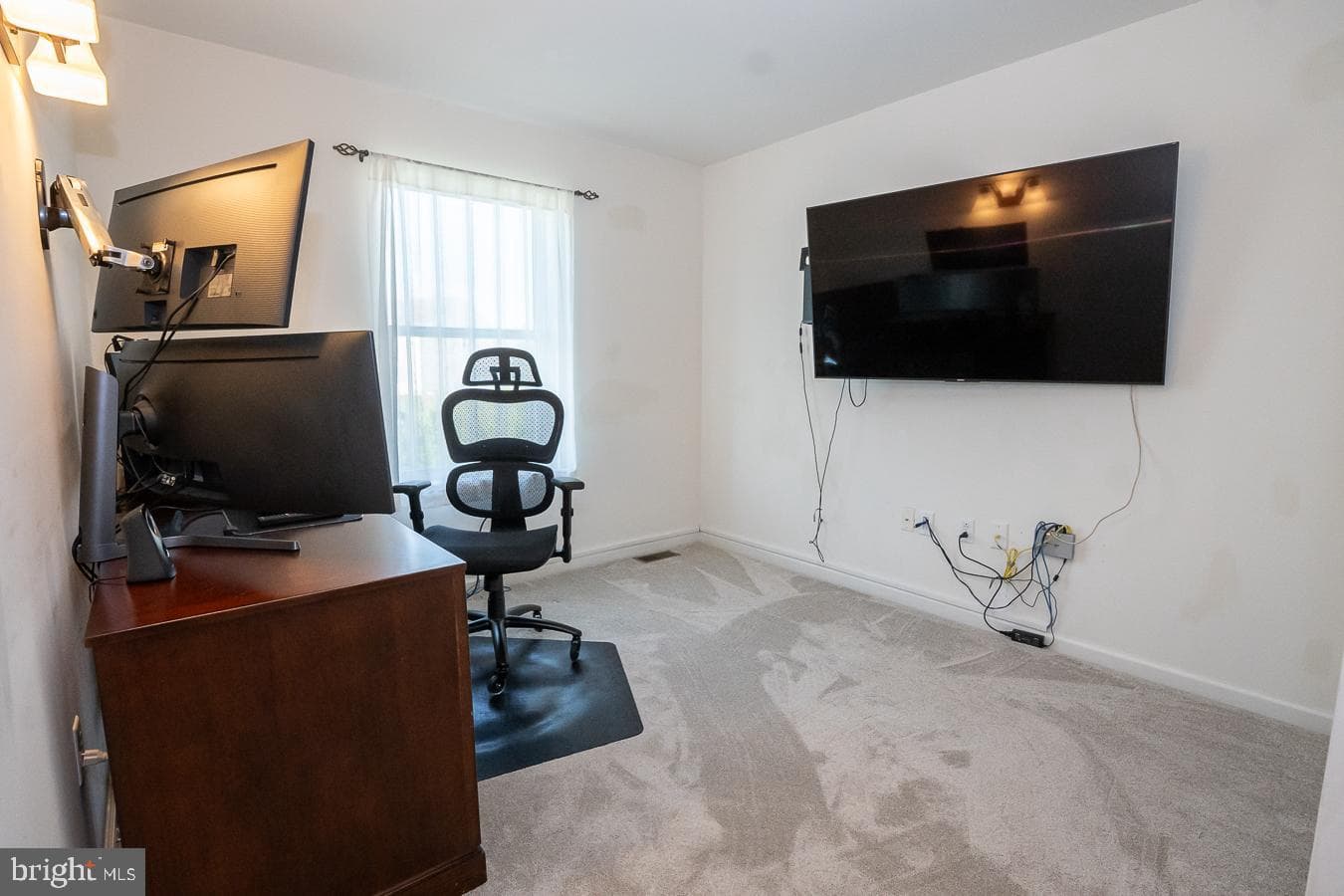 95 Westbury Drive photo 20