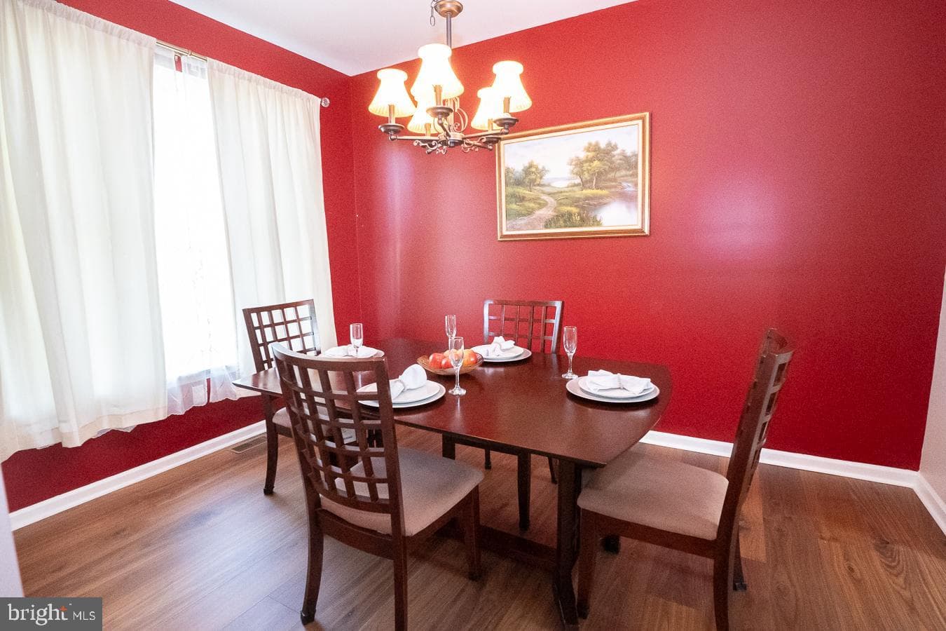 95 Westbury Drive photo 8