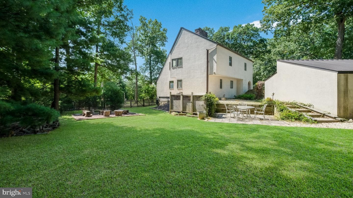 261 Clemens Road photo 36