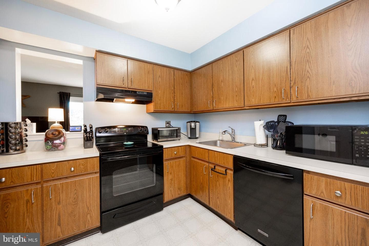 124 Goshen Road photo 10