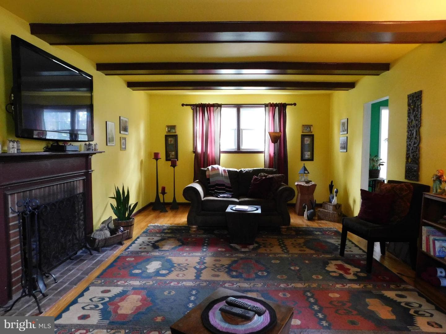 1700 Magnolia photo 4