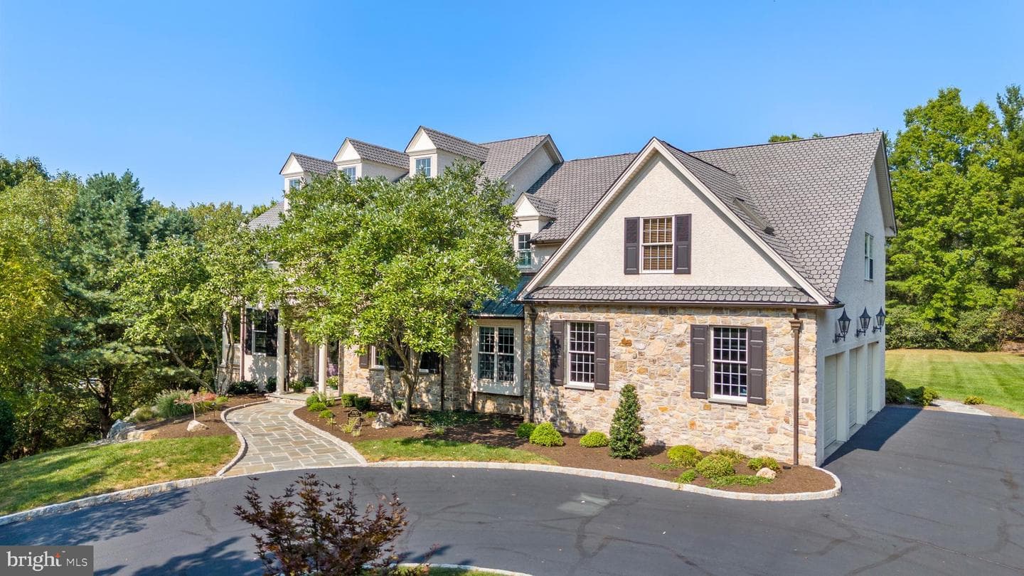 1760 Hollow Road photo 4