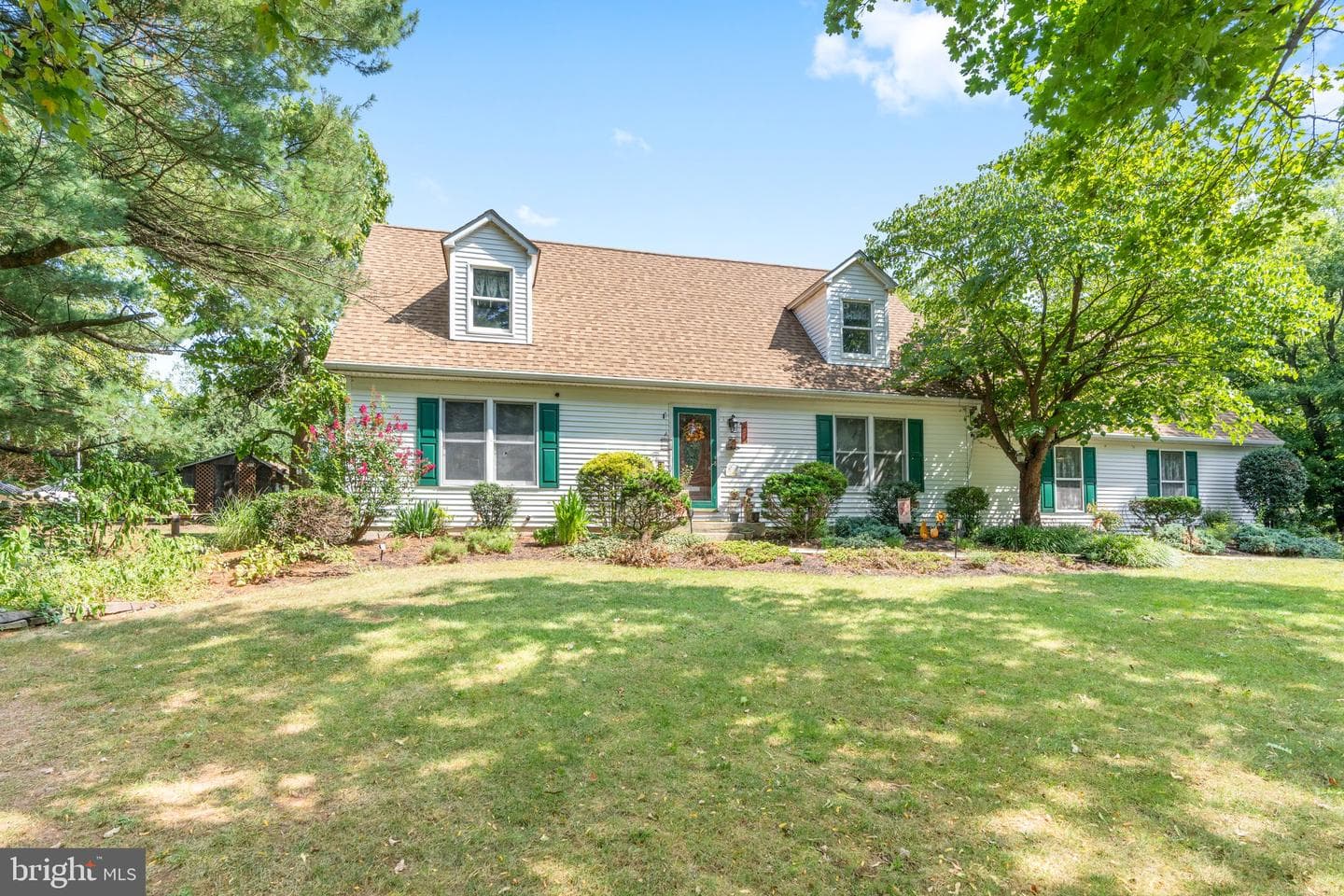 1235 3rd Avenue photo 2