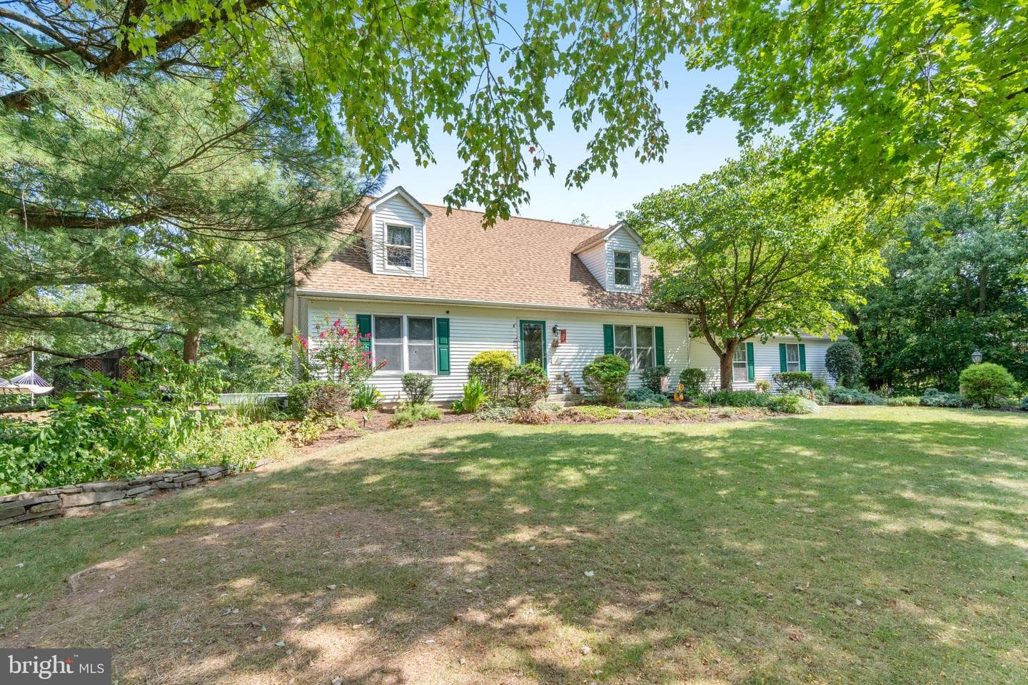 1235 3rd Avenue photo 3
