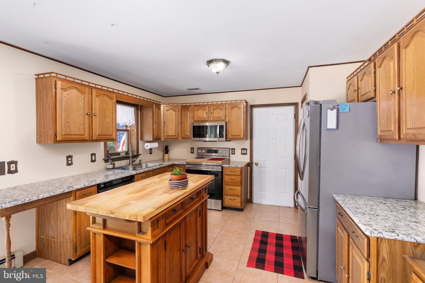 1235 3rd Avenue photo 30