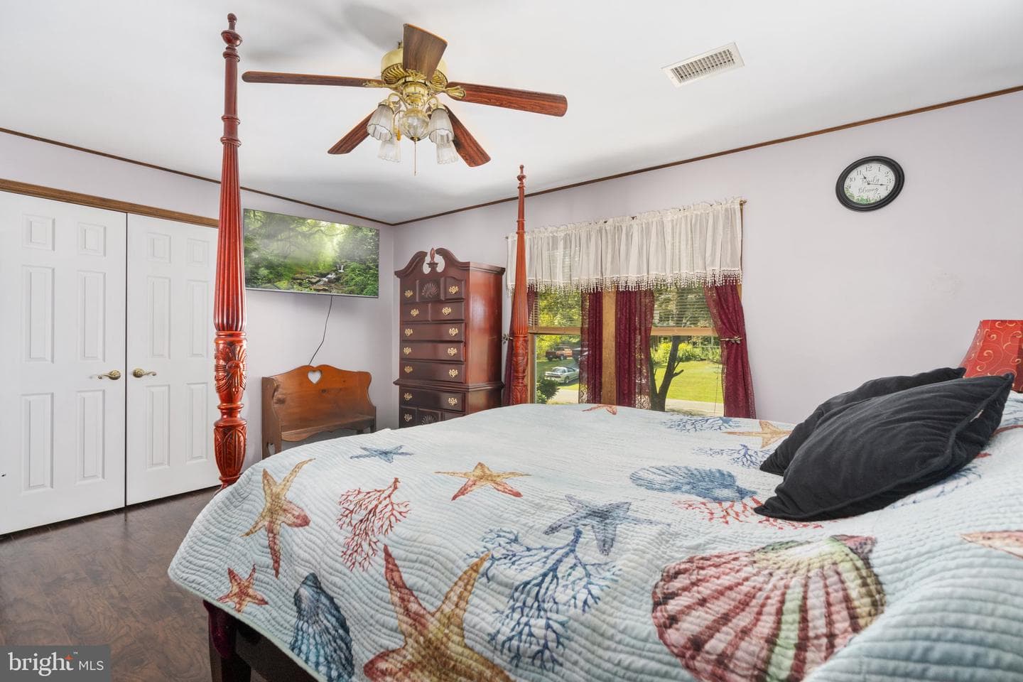 1235 3rd Avenue photo 39