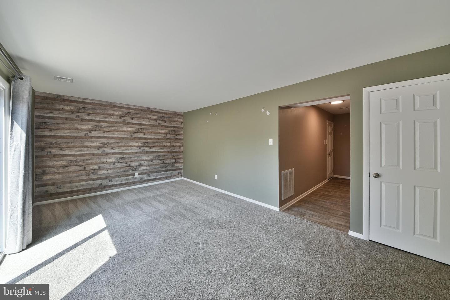 125 N Station Street photo 6
