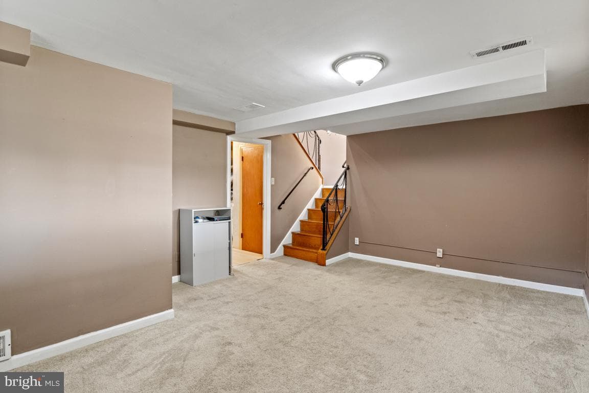 2906 N Wales Road photo 19