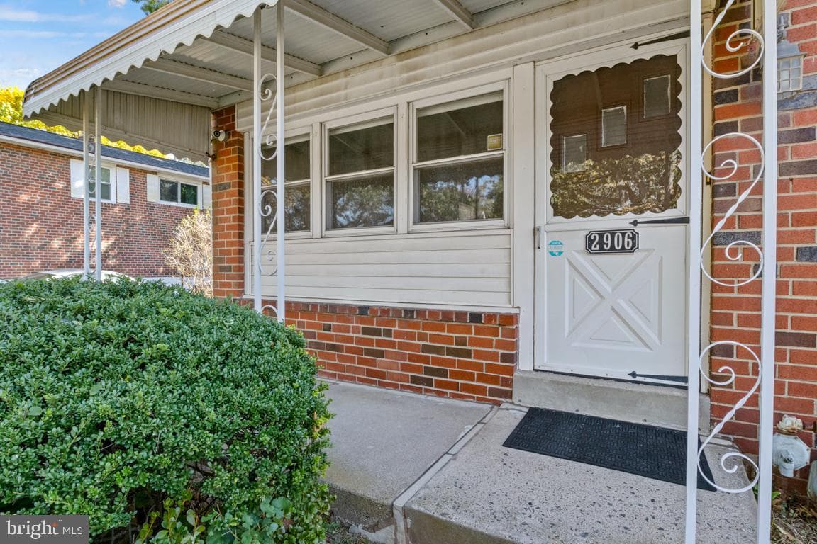 2906 N Wales Road photo 2