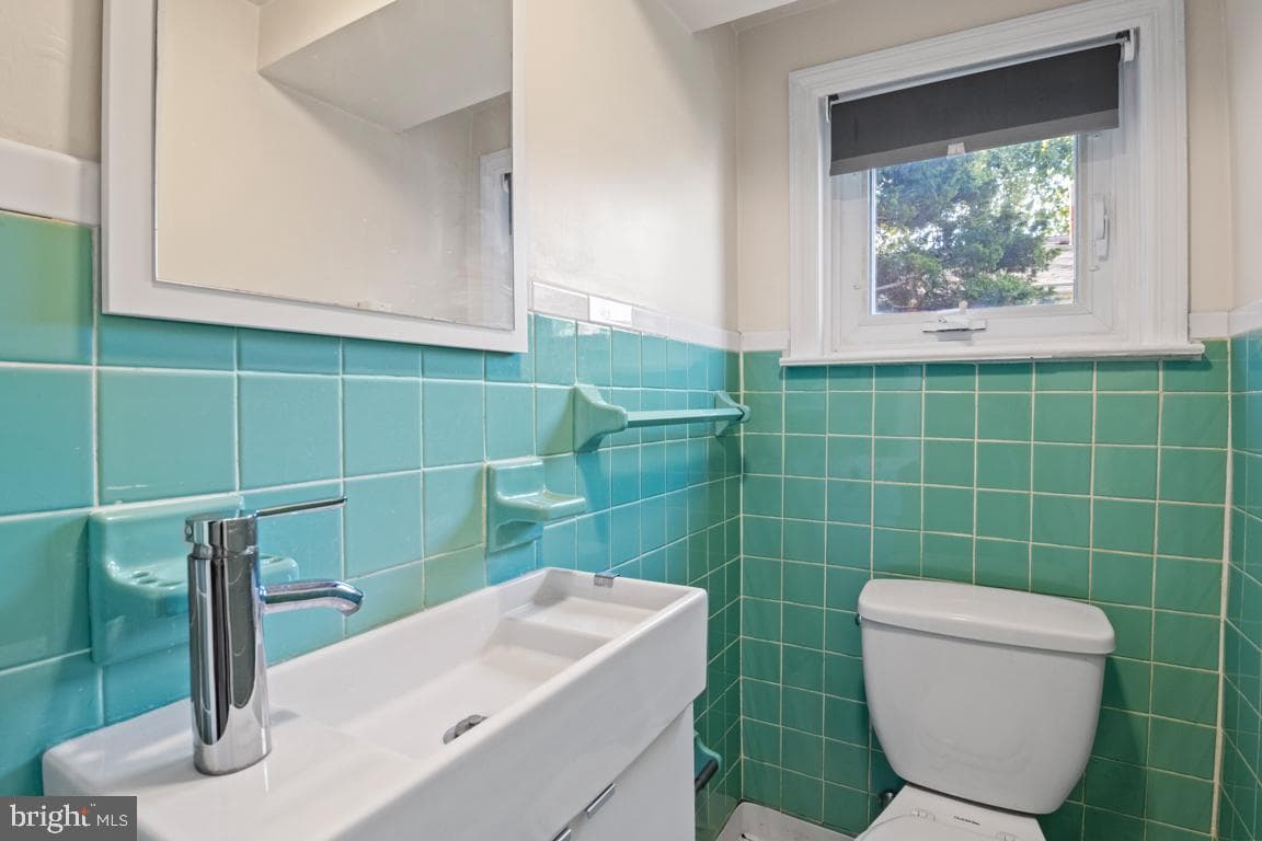 2906 N Wales Road photo 21