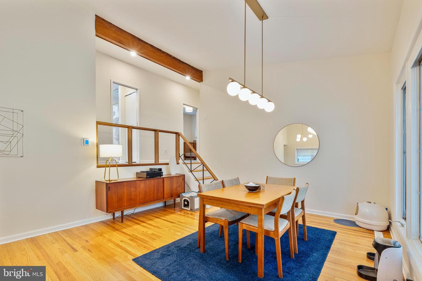 418 Haywood Road photo 3