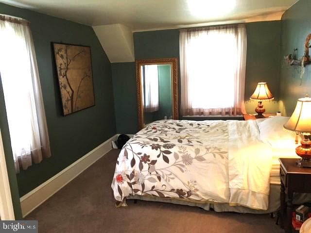 557 B St photo 10