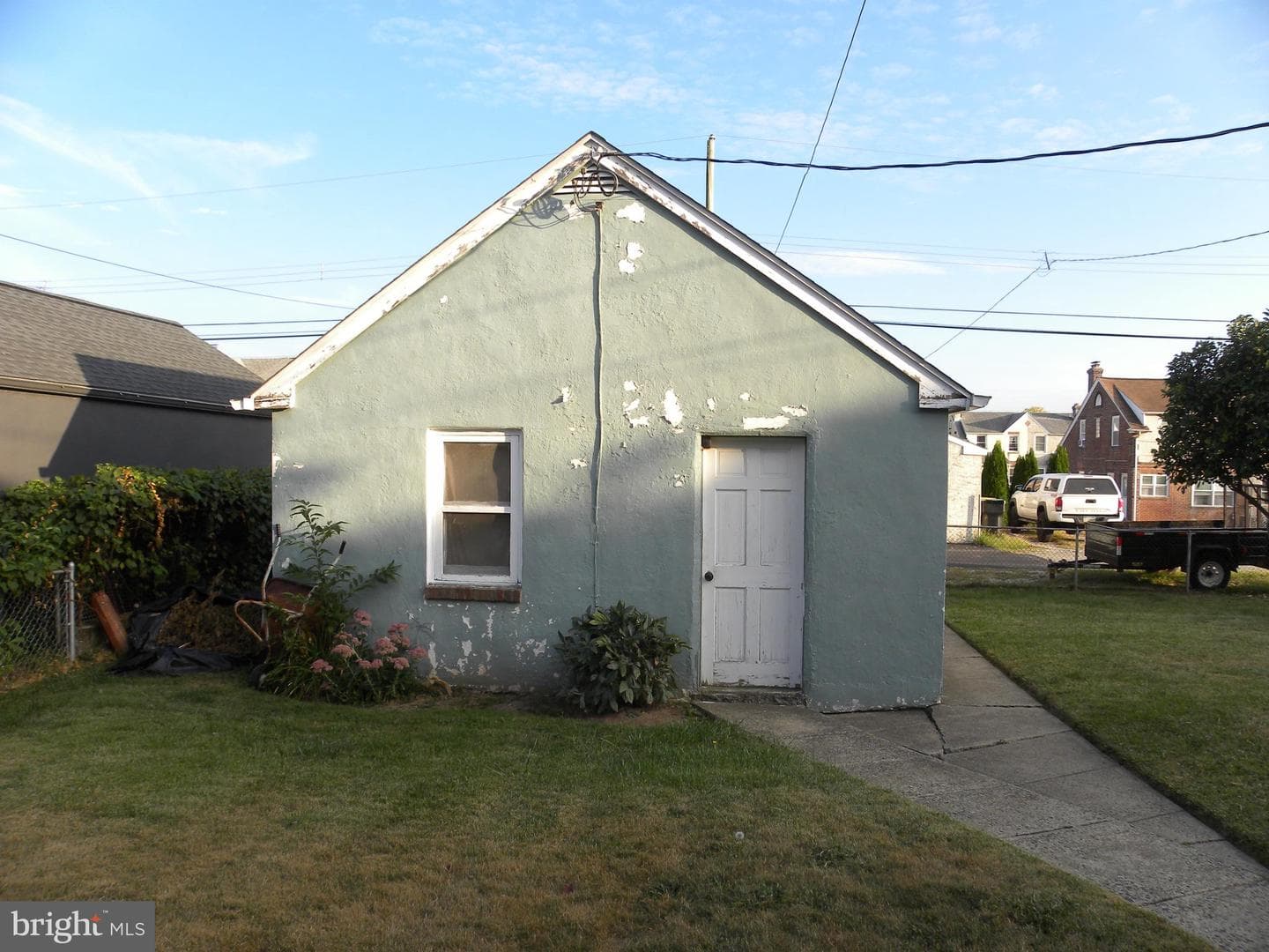557 B St photo 4