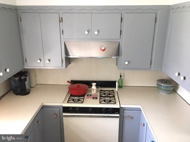 557 B St photo 7