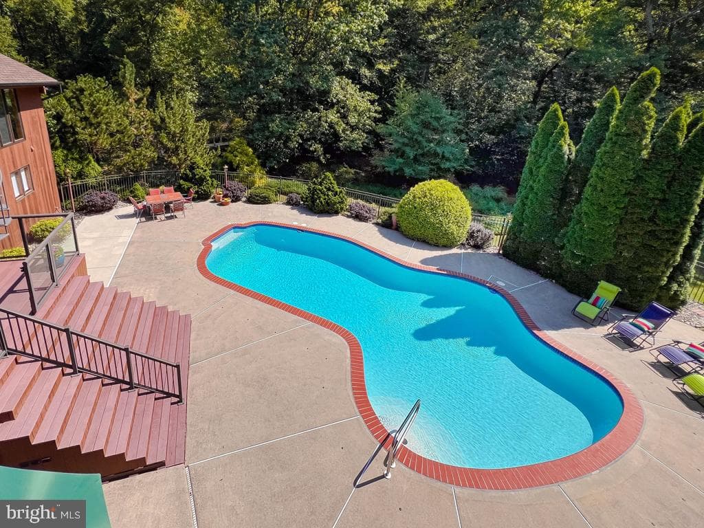 108 Old Oak Tree Road photo 51