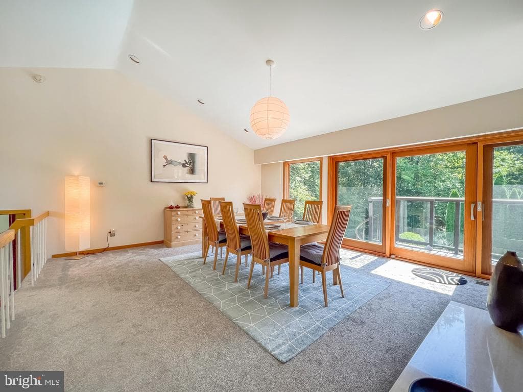 108 Old Oak Tree Road photo 8