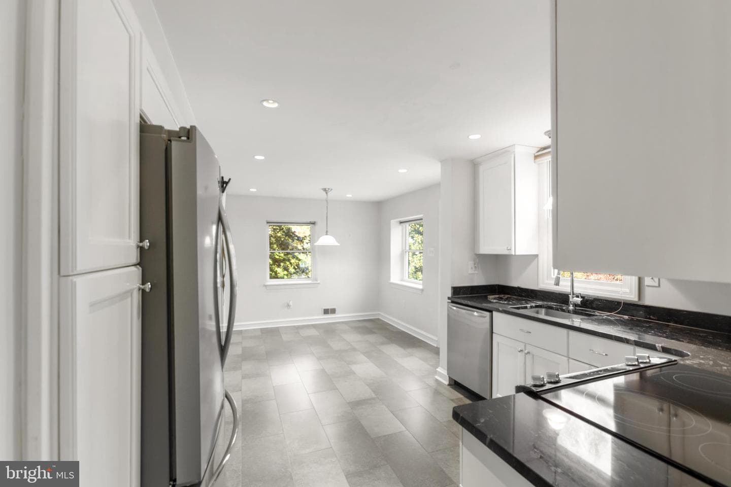 974 Valley Road photo 19