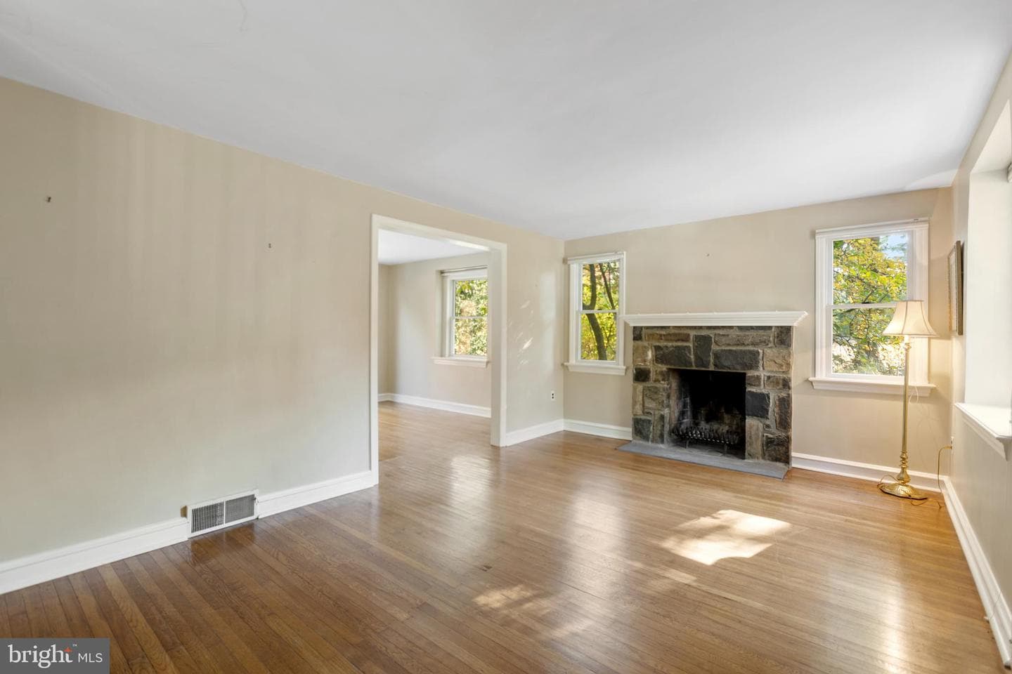974 Valley Road photo 23