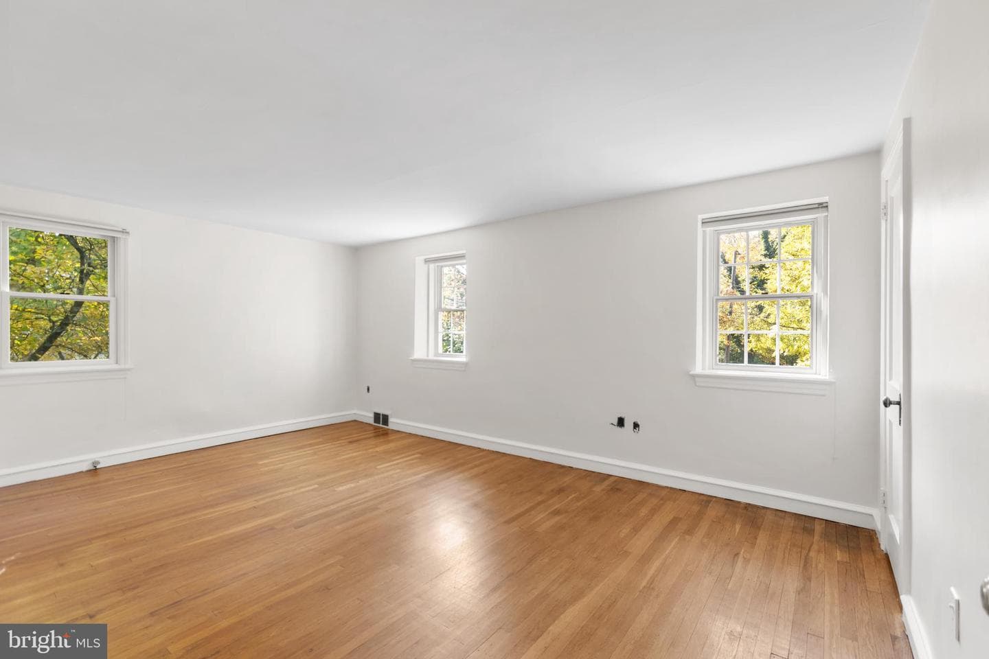 974 Valley Road photo 27