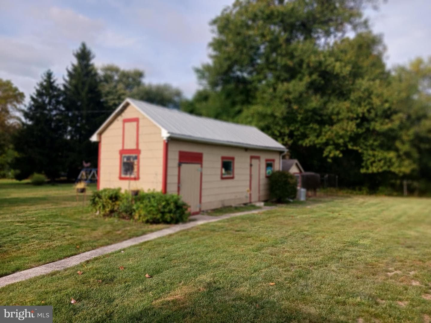 1717 Farmington Avenue #with Additional Lot photo 11