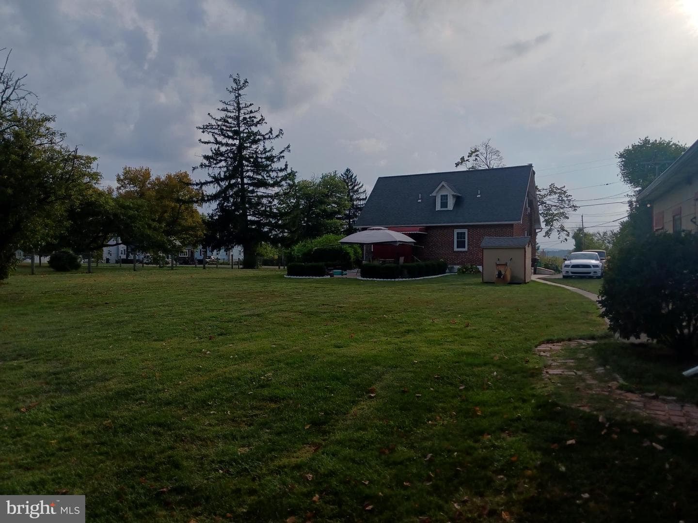 1717 Farmington Avenue #with Additional Lot photo 8