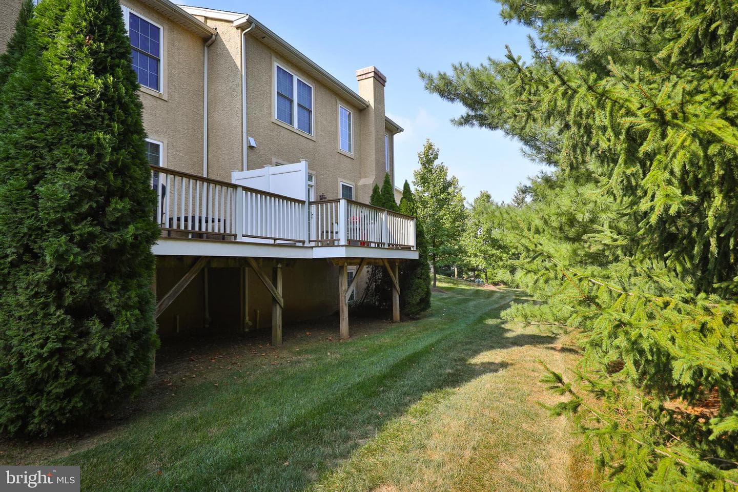 104 Carriage Court photo 31