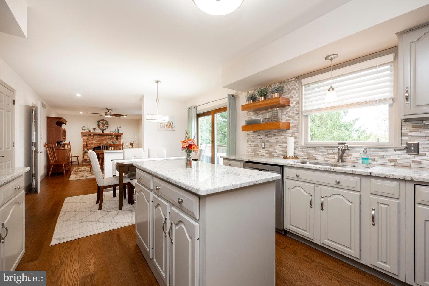 1364 W Campbell Road photo 15