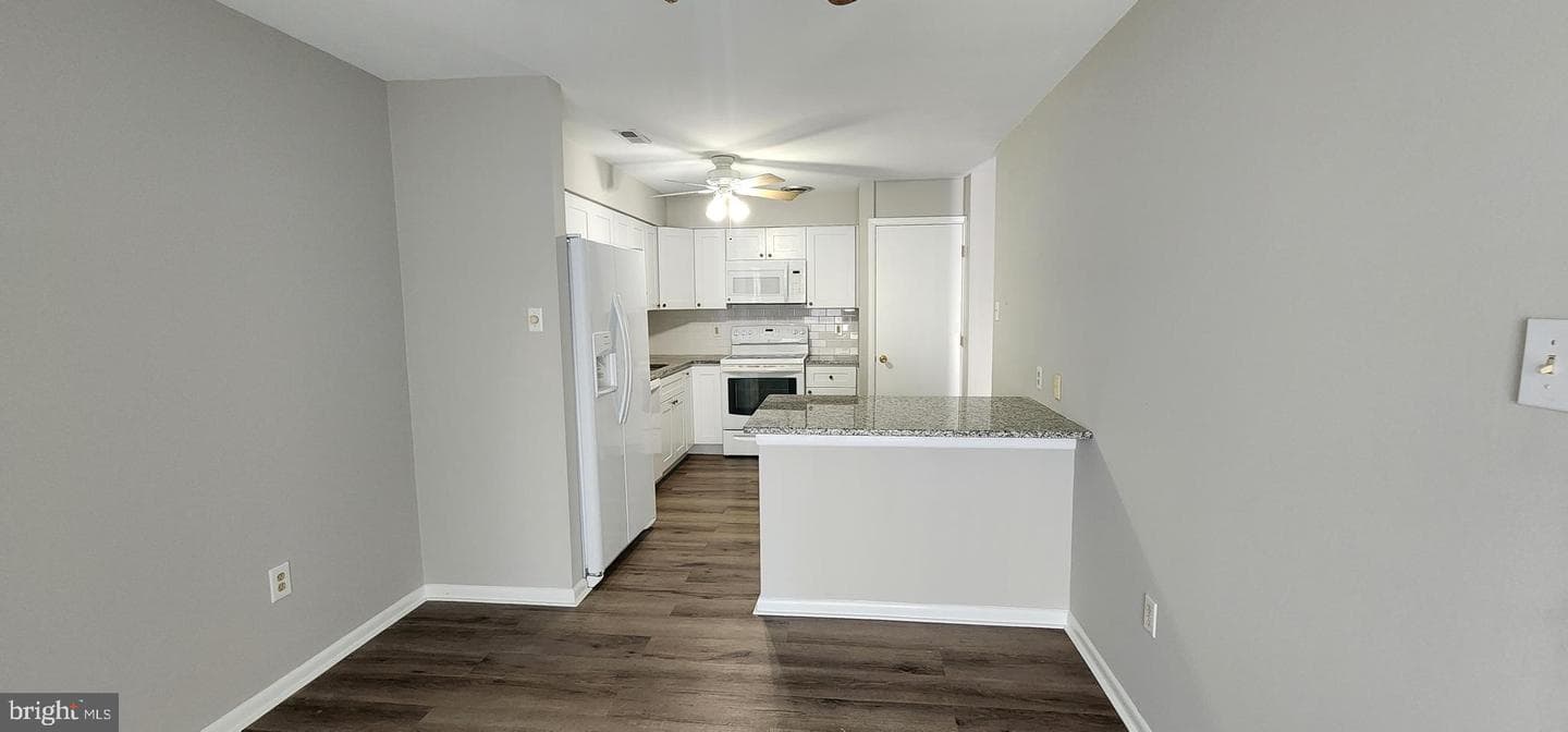 3203 Hemmingway Drive photo 7